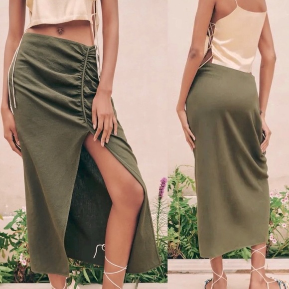 Zara RUCHED LINEN BLEND MIDI SKIRT - Picture 1 of 5